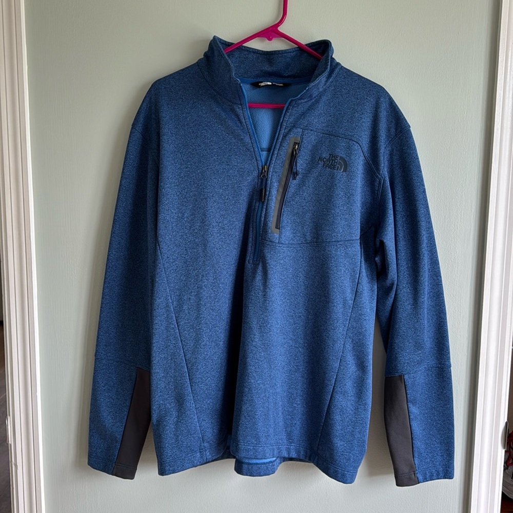 LIKE NEW North Face Quarter Zip